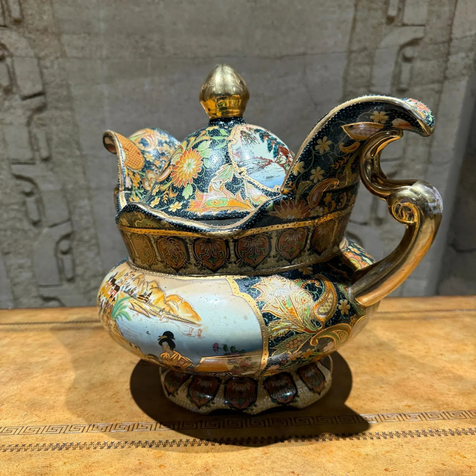 Vintage Japanese Export Hand Painted Satsuma Pottery Large Tureen With Gold Geisha - 11