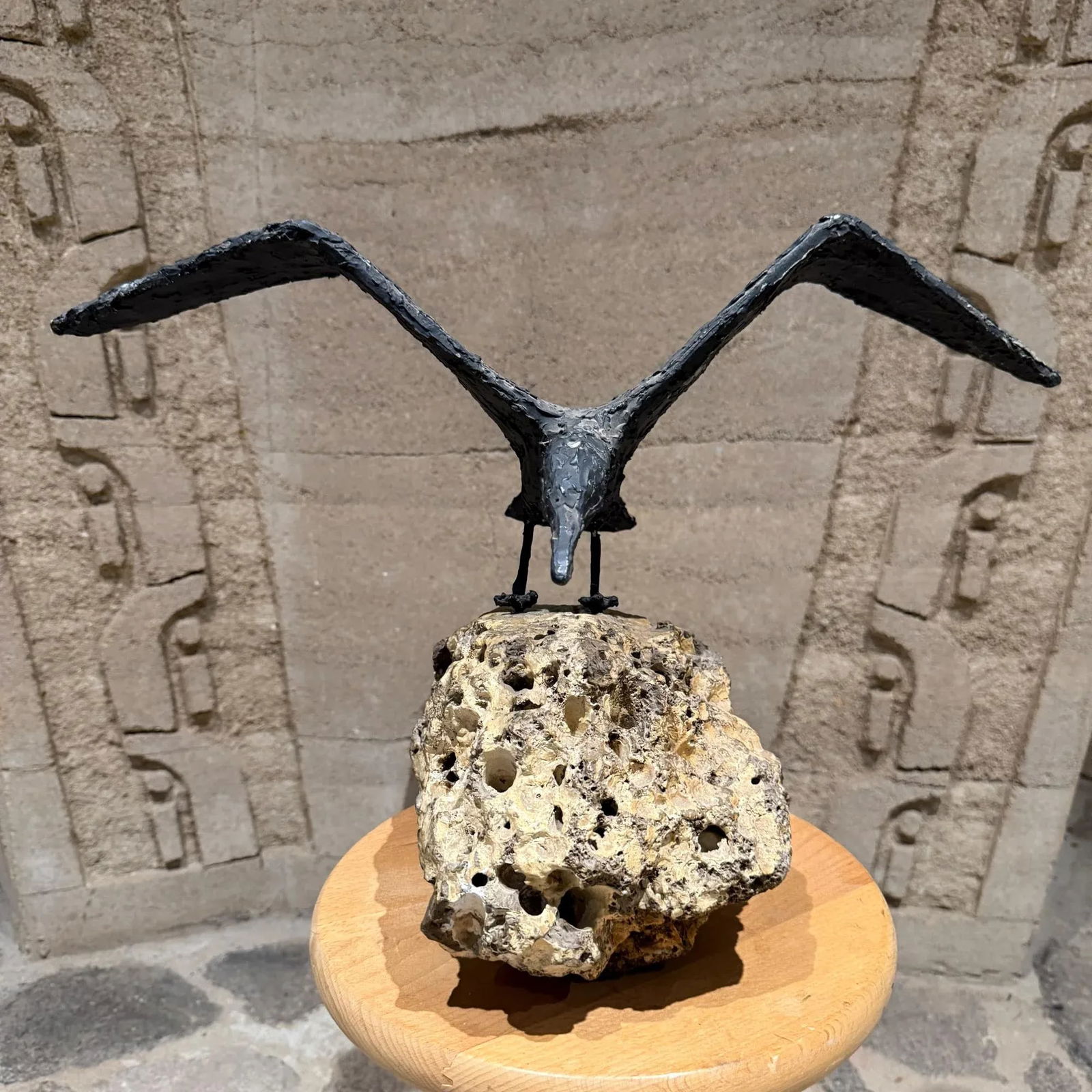 Faux Bronze Seagull Sculpture Volcanic Rock Signed Barnes 73 - 2