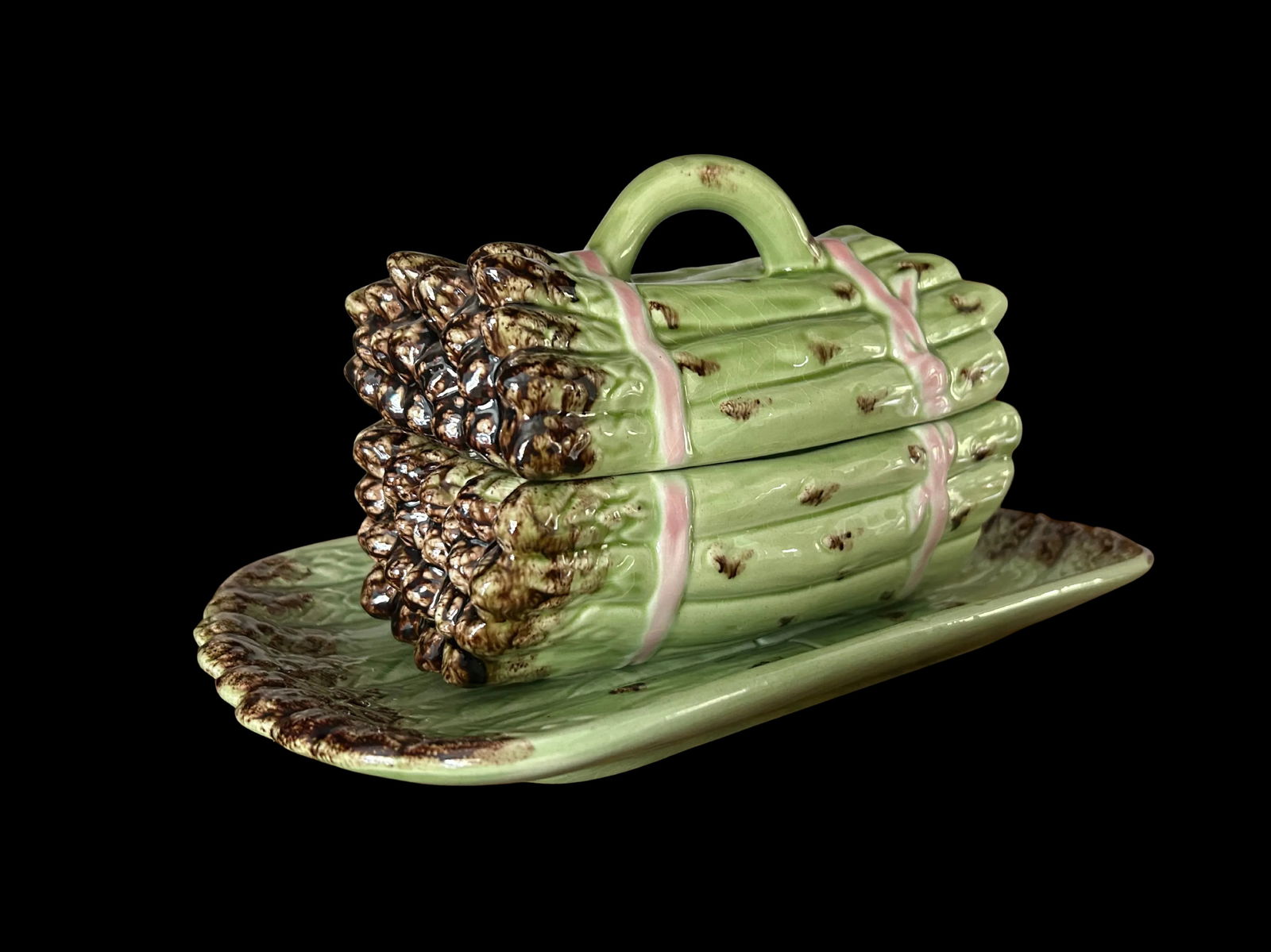 Late 20th Century Bordallo Pinheiro Majolica Asparagus Tureen With Underplate – Handcrafted - 3
