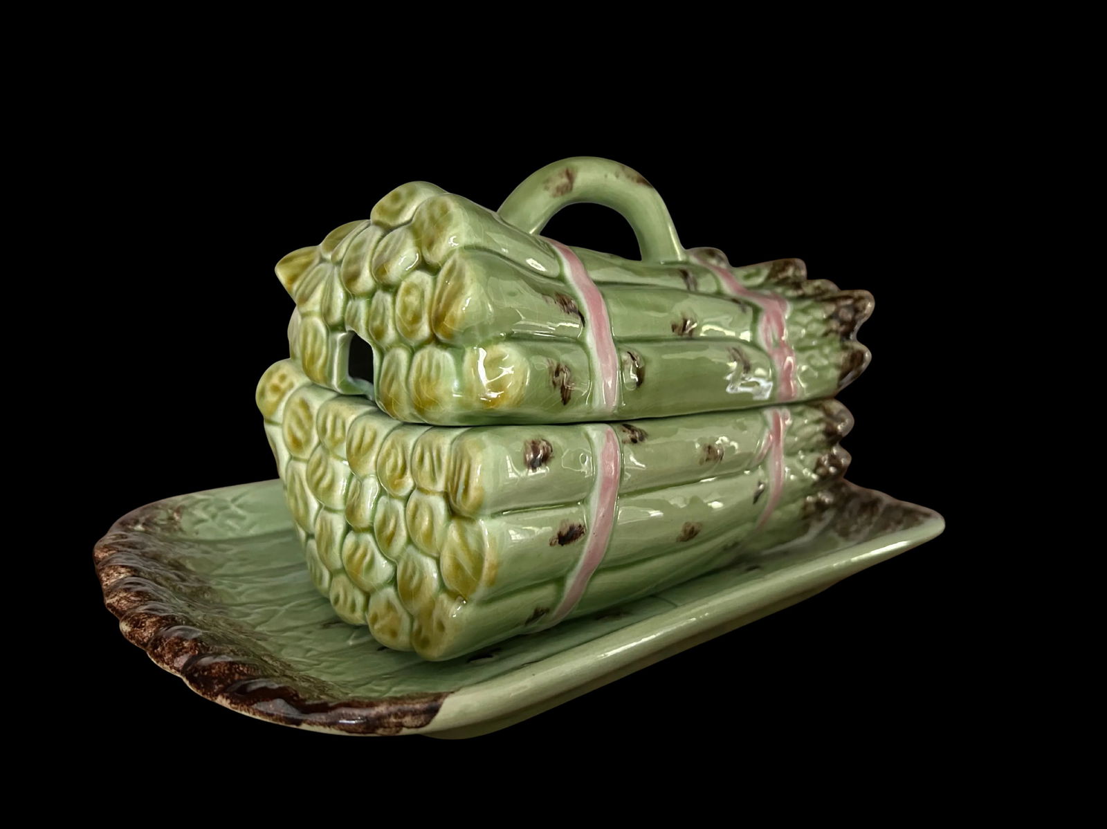 Late 20th Century Bordallo Pinheiro Majolica Asparagus Tureen With Underplate – Handcrafted - 4