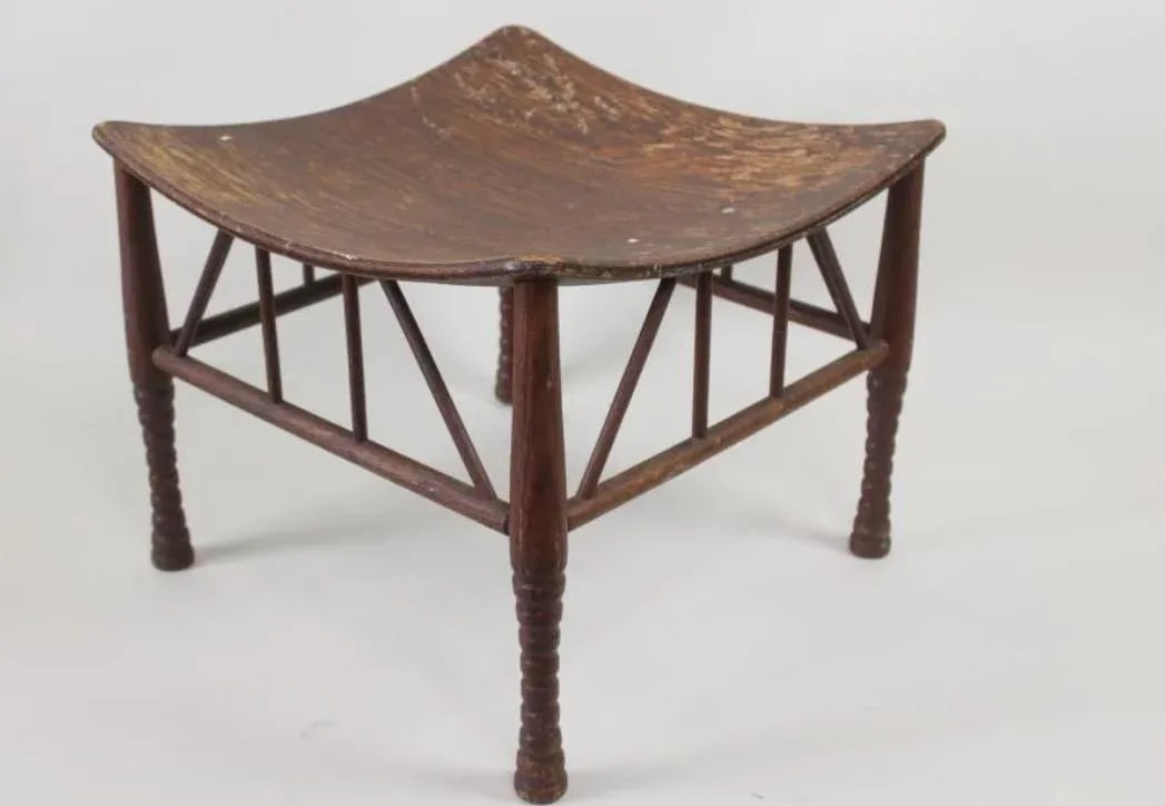 Early 20th Century Thebes Egyptian Revival Bentwood Oak Stool - 4