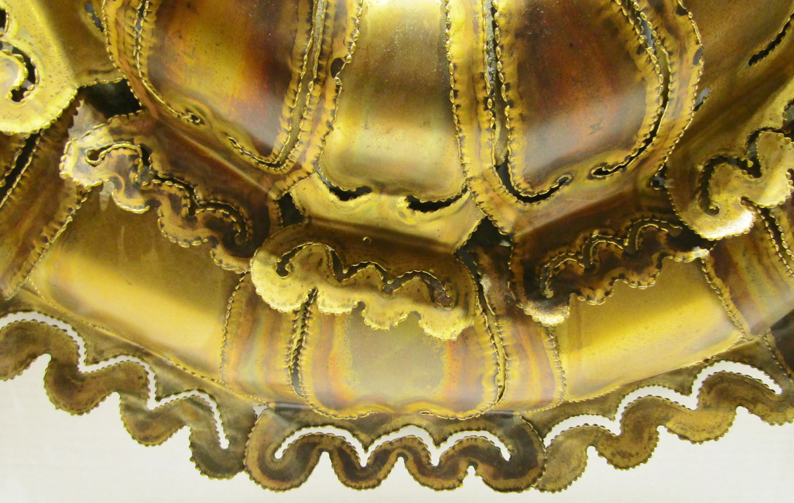 MCM Brutalist Torch Cut Brass Tom Greene Style Convex Round Wall Mirror C 1970s - 7