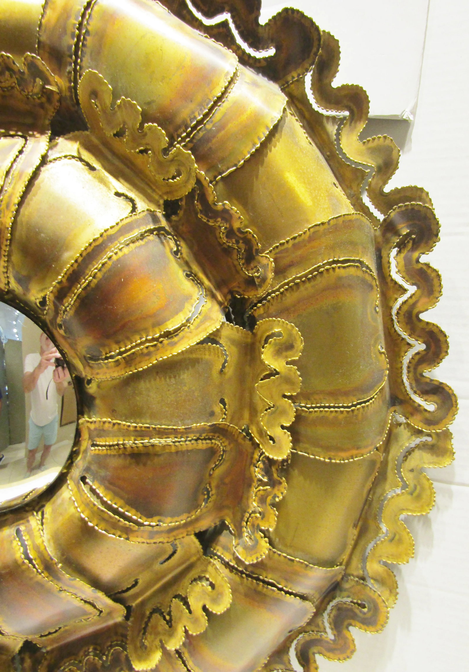 MCM Brutalist Torch Cut Brass Tom Greene Style Convex Round Wall Mirror C 1970s - 9