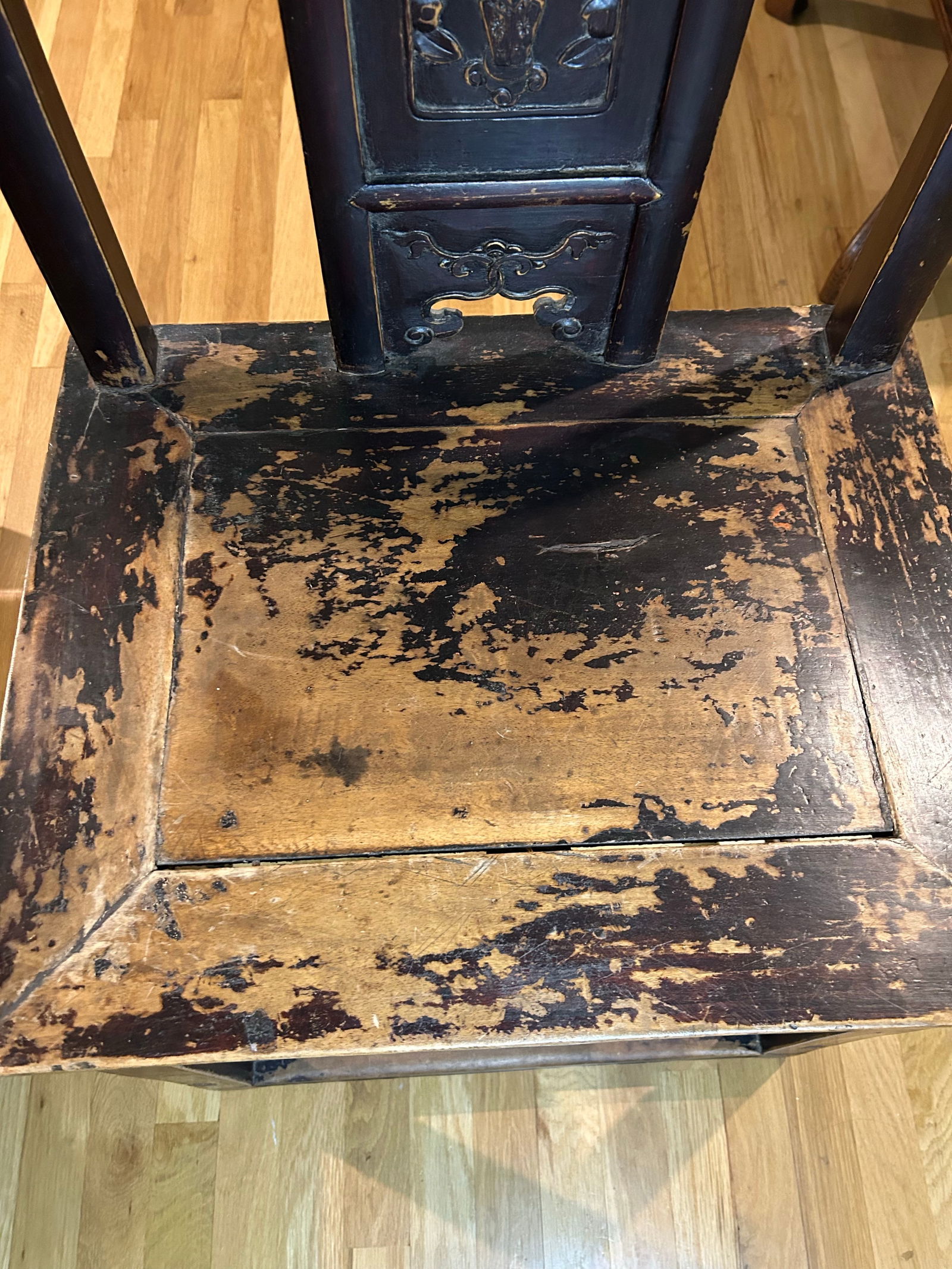 Antique Yoke Back Chinoiserie Elm Chair - 7