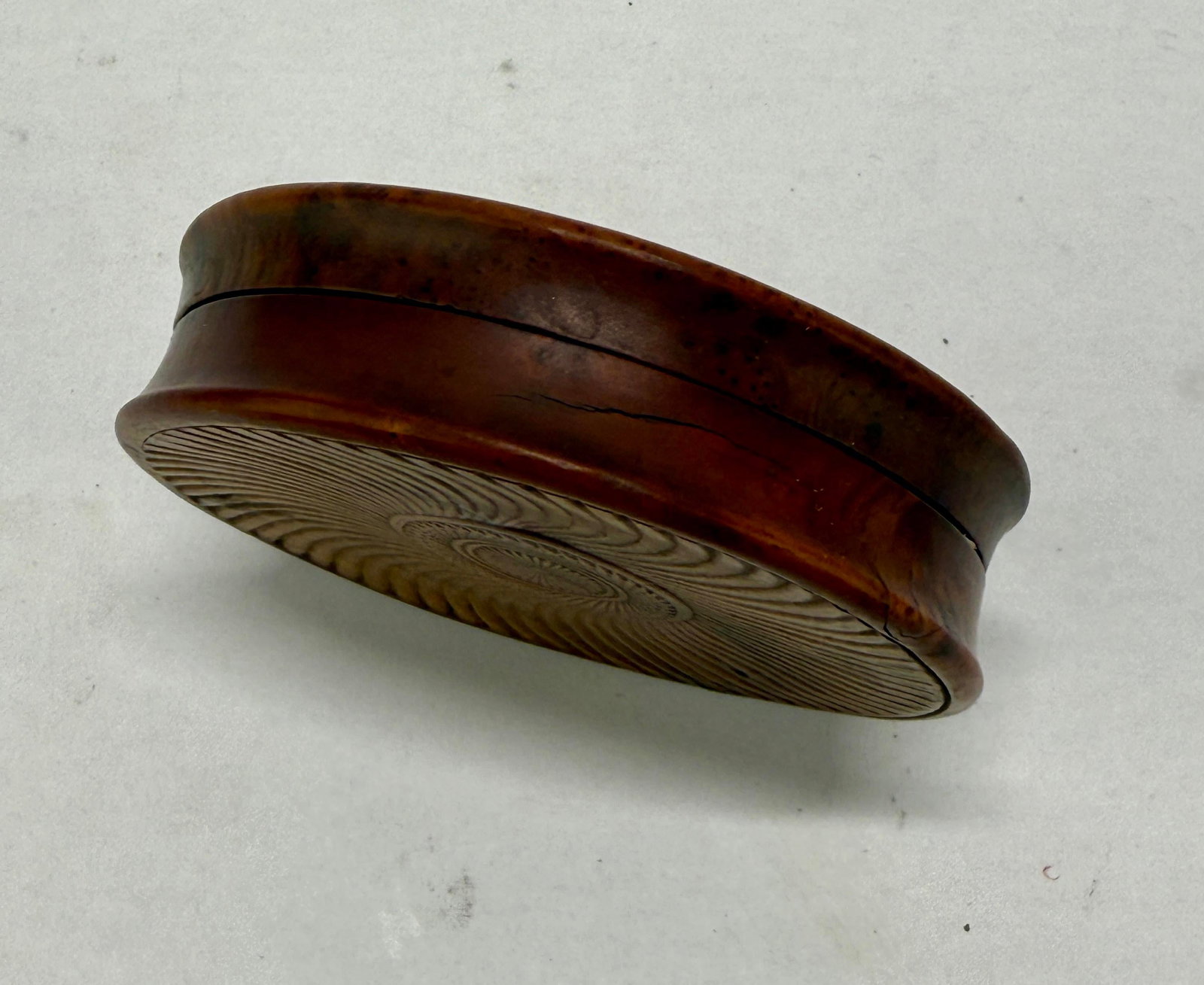 Early 19th Century French Carved Boxwood Snuff Box, "La Ste Famille" - 5