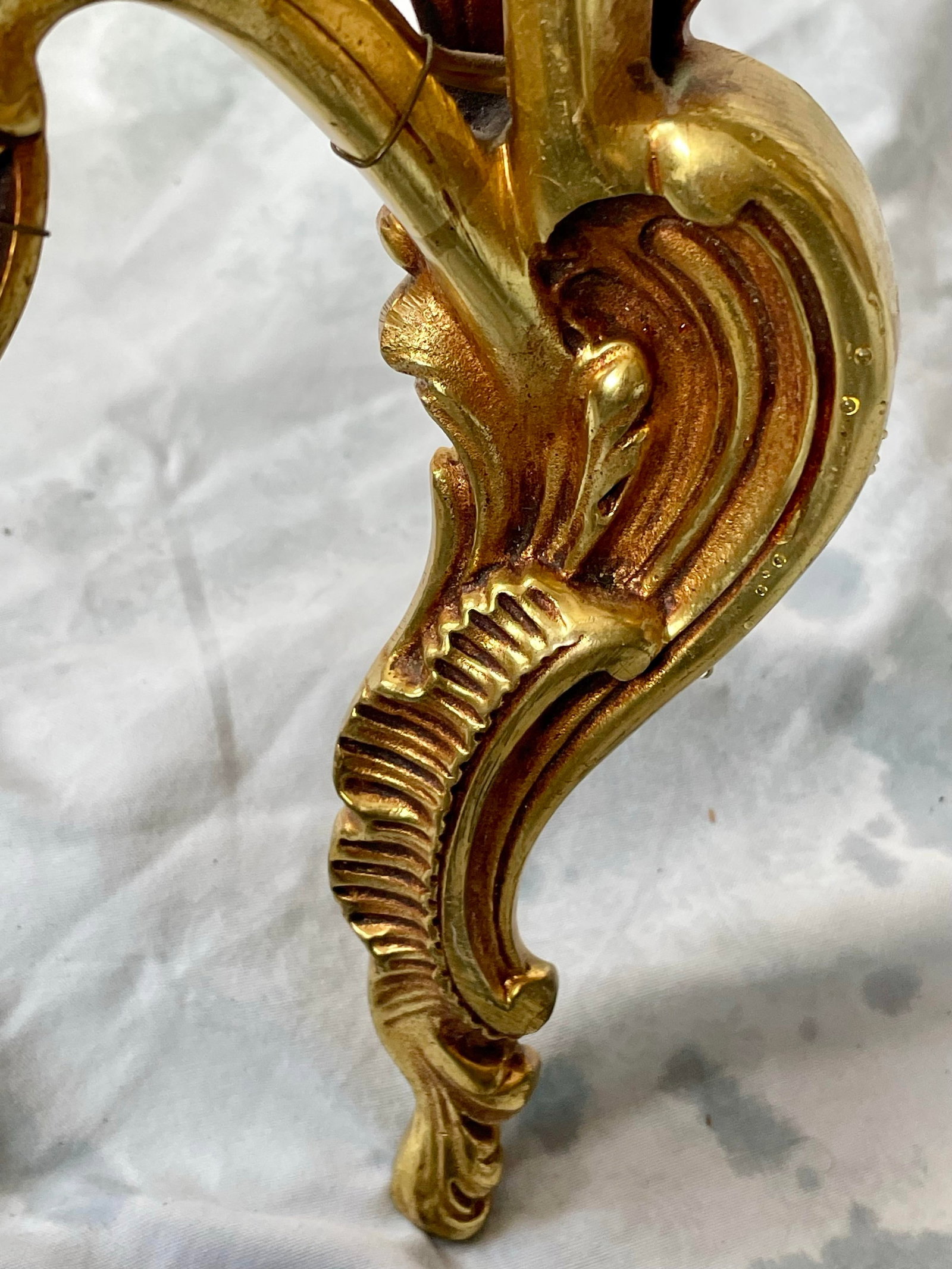 Mid 20th Century French Brass Acanthus Leaf Double Arm Single Arm Pair 3 Piece Sconce Set - 5