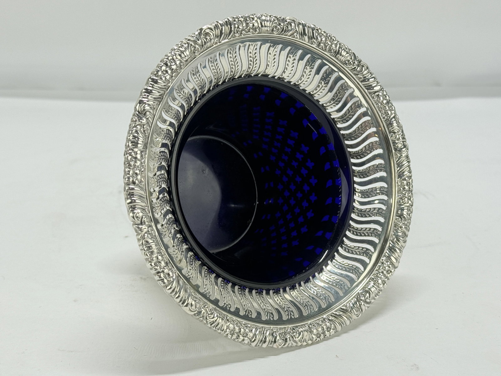 Mid 20th Century English Barker Ellis Silverplate Openwork & Cobalt Glass Lined Vessel - 4