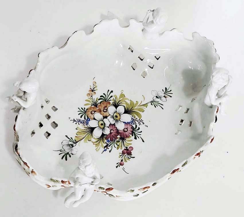 Large Capodimonte Porcelain Centerpiece Putti Cherub Figural Reticulated Centerpiece Bowl - Signed - - 2