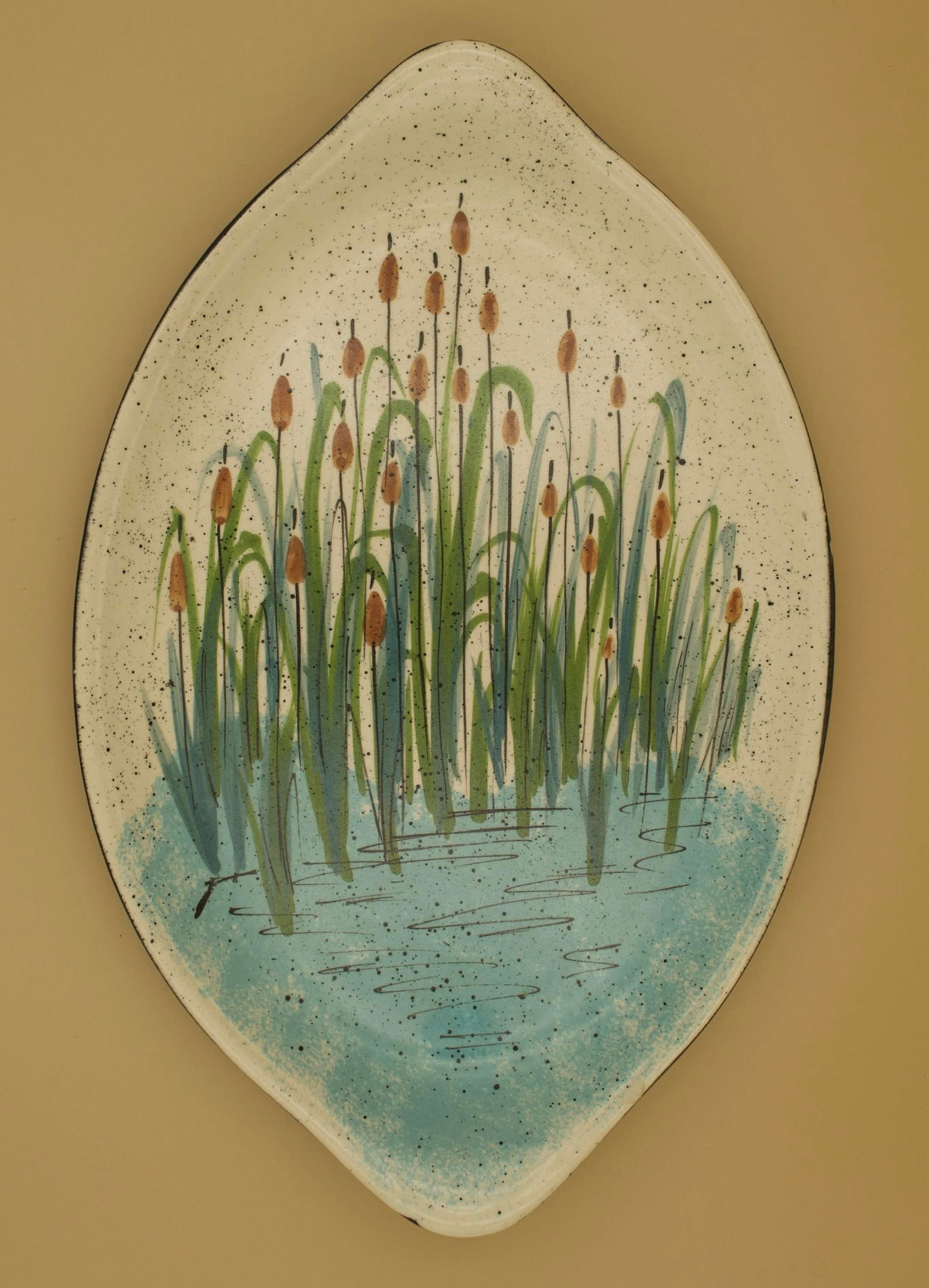 Pair of Signed Jobi Studio Pottery Platters, Cape Cod, Mid-Century Modern - 2