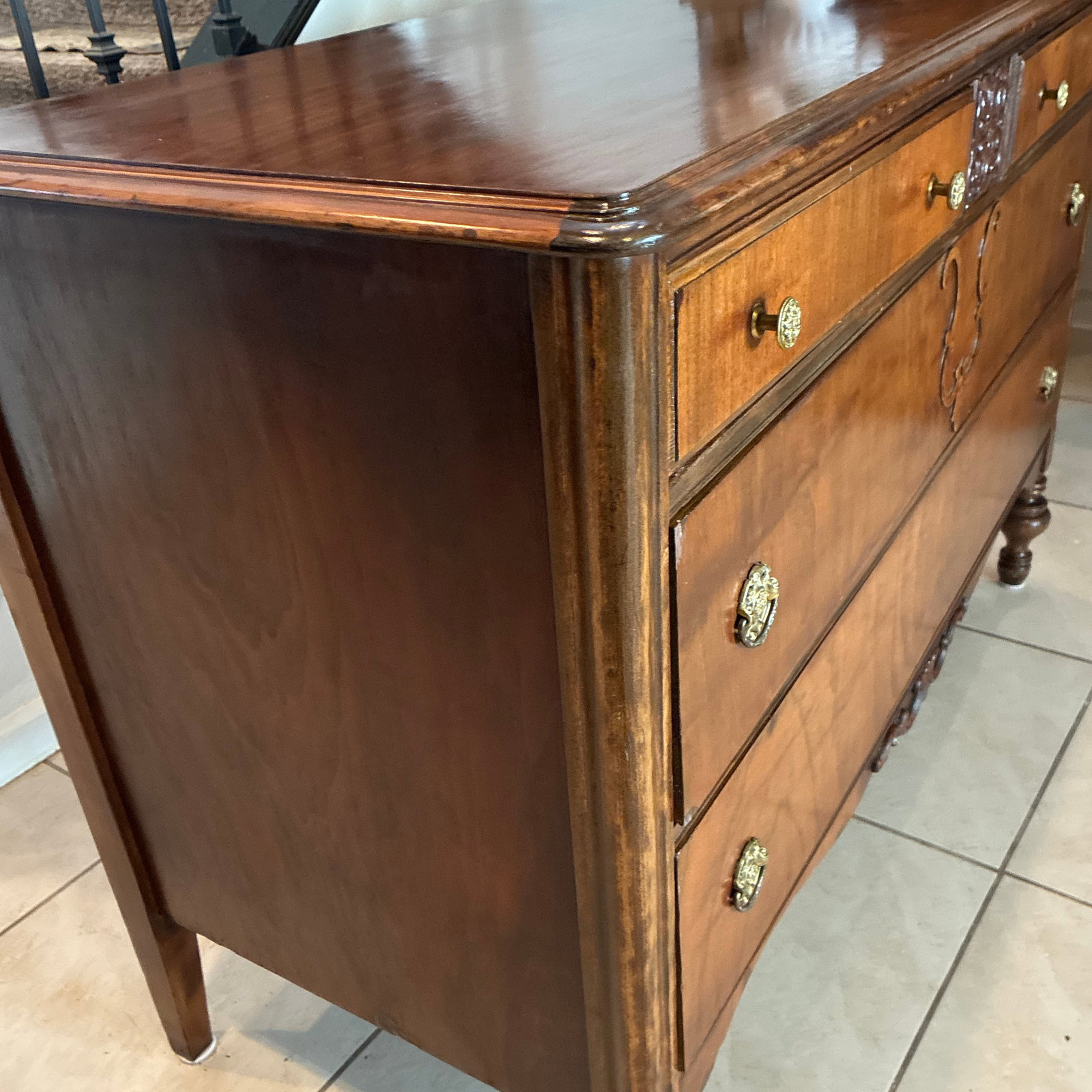 Early 20th Century Mahogany Dresser With Mirror - 9