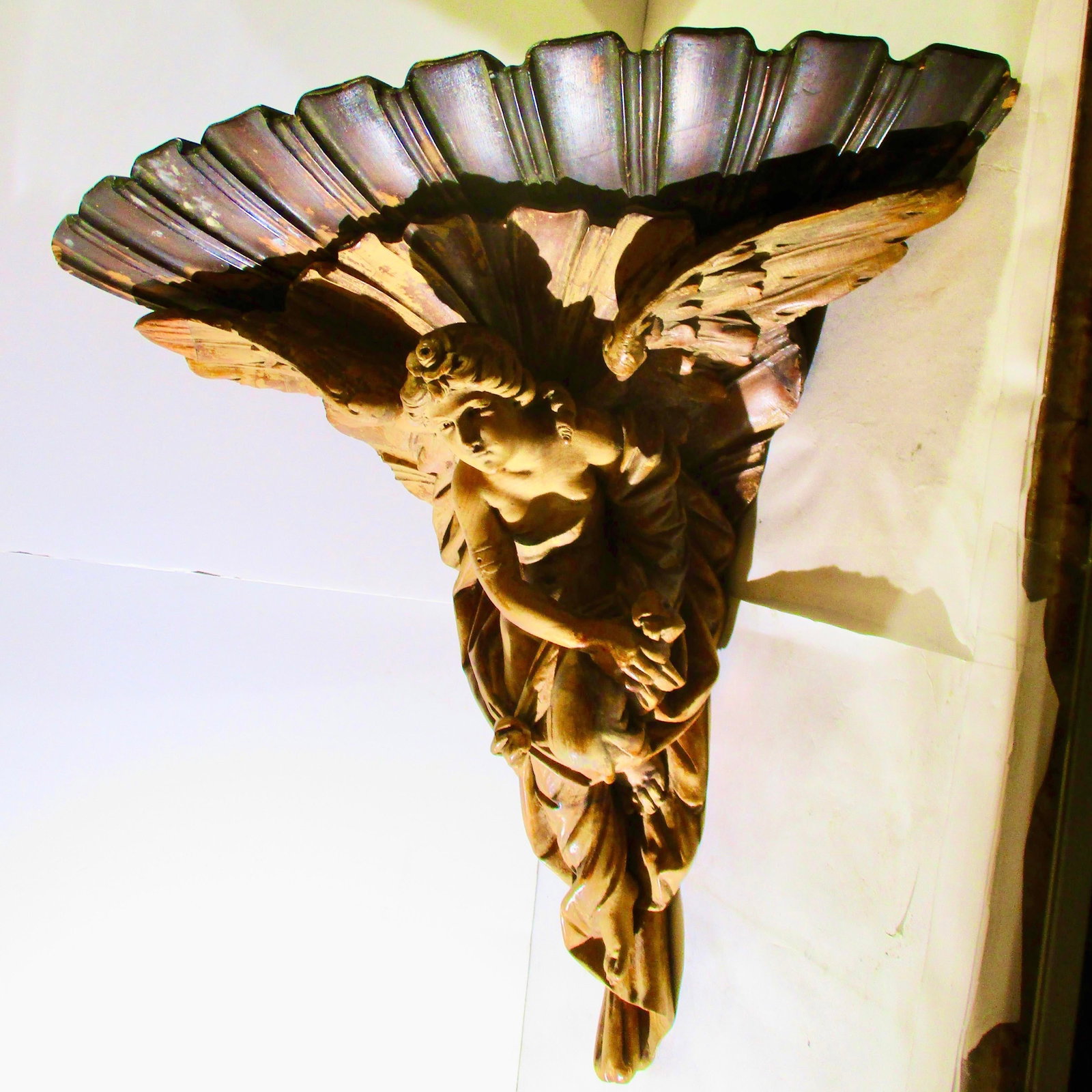 Antique Carved Italian Corner Shelf Bracket - 9