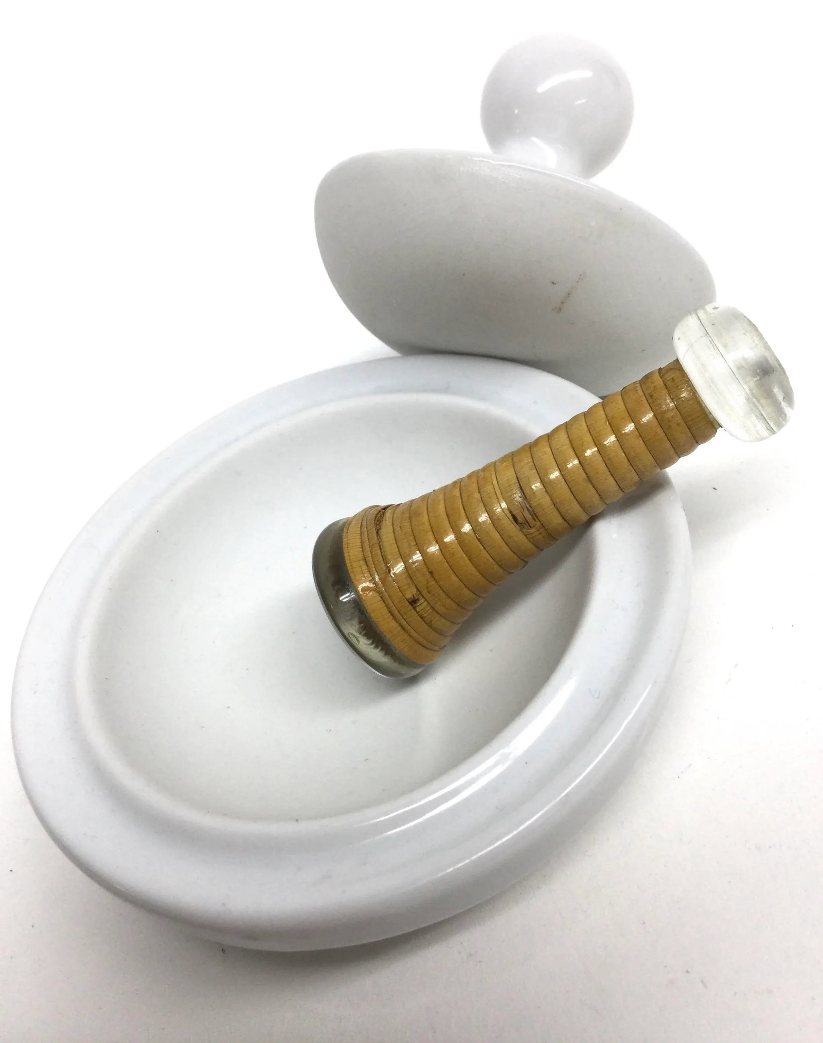 Antique White Ceramic Mortar & Pestle Set With Lid - 13