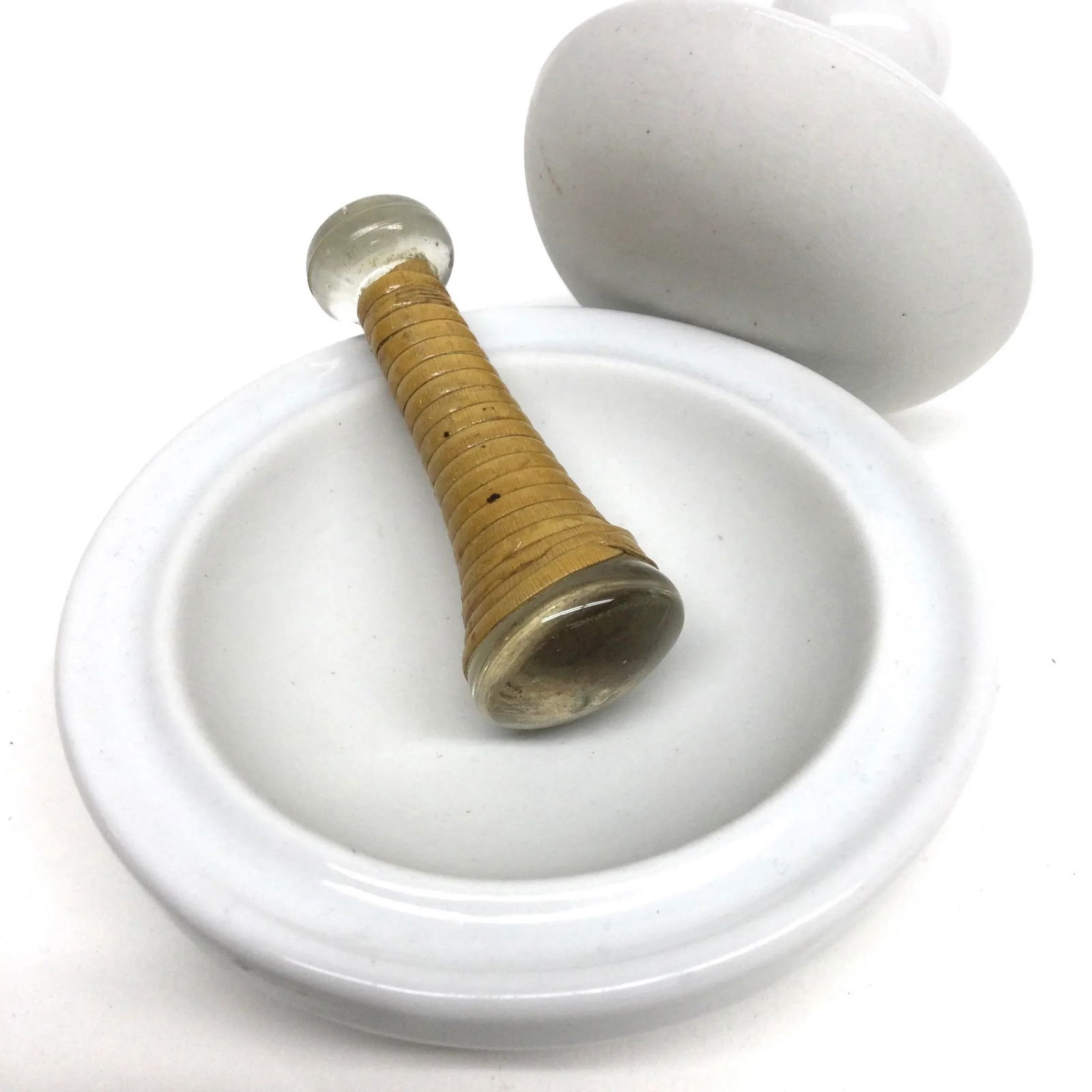 Antique White Ceramic Mortar & Pestle Set With Lid - 4