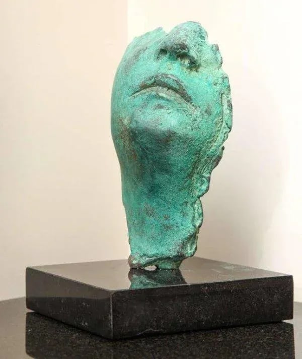 2014 "Framento Testa Verde" Figurative Green Cast Bronze Sculpture by Gerald Siciliano - 2