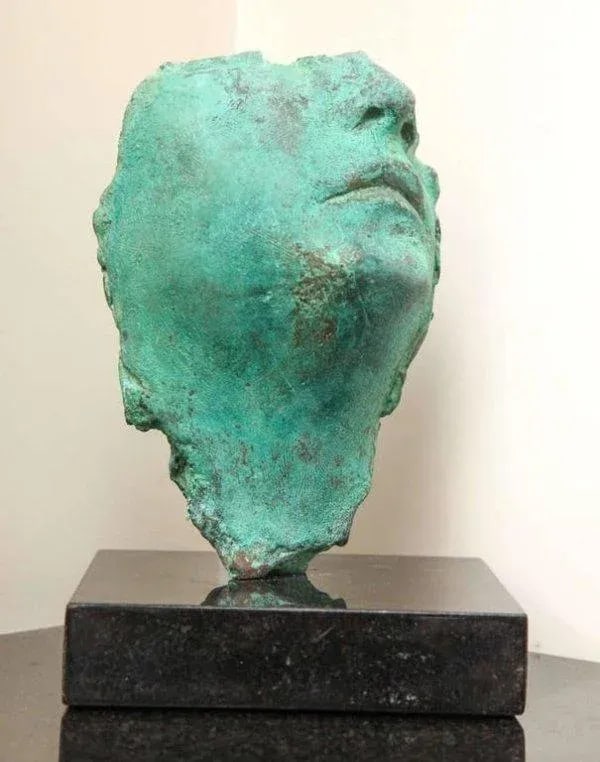 2014 "Framento Testa Verde" Figurative Green Cast Bronze Sculpture by Gerald Siciliano - 3