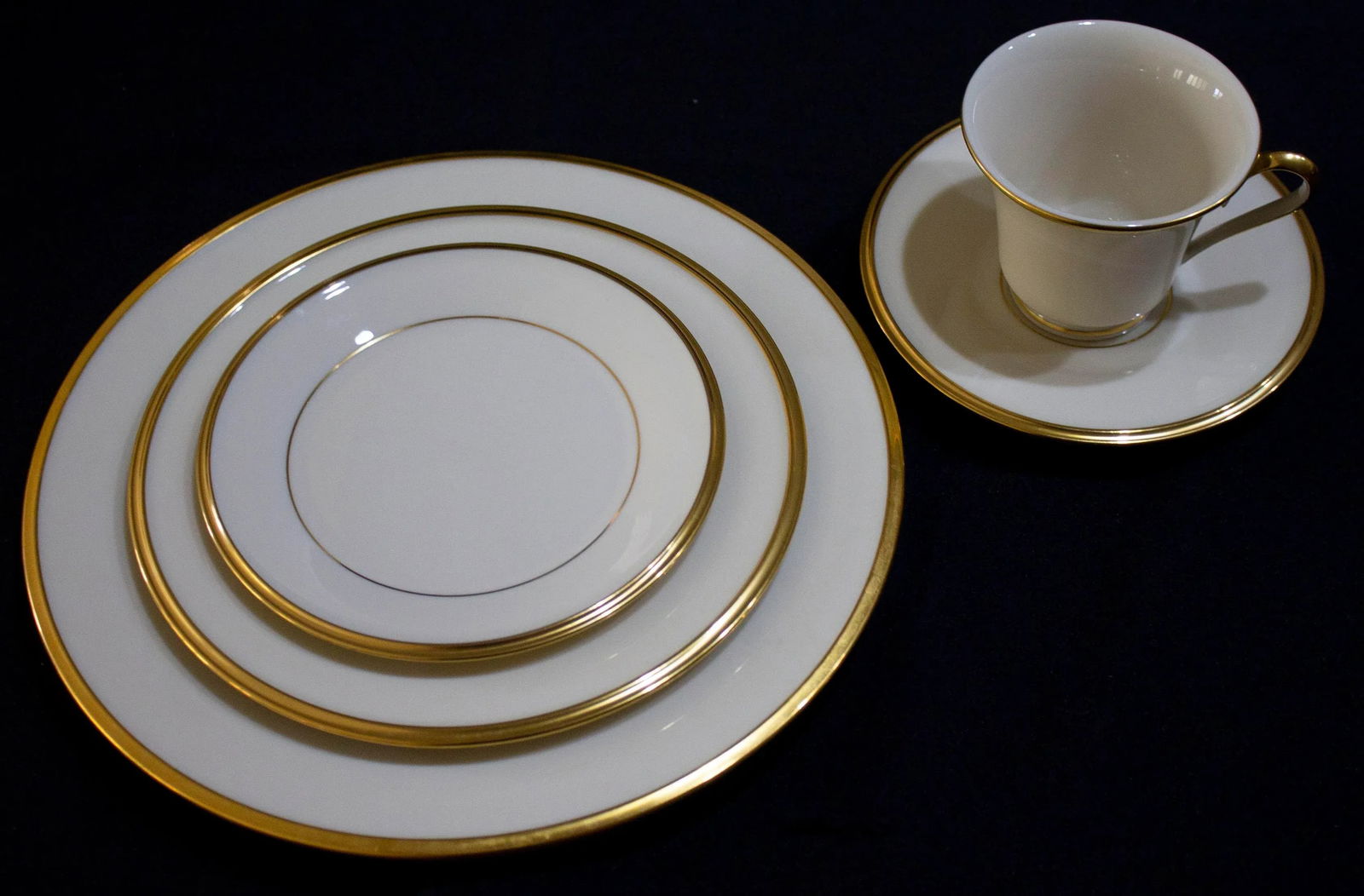 Lenox China Eternal Pattern, Service for Six- 30 Pieces - 3