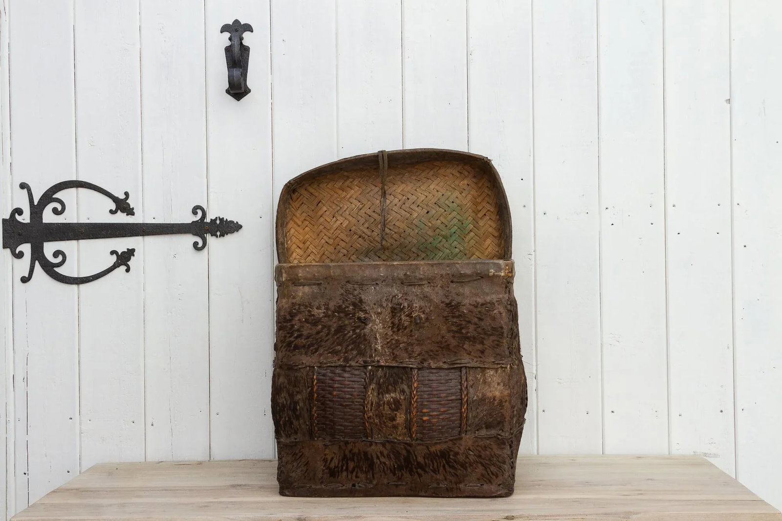 Rare Antique Hide Trunk From Bhutan - 6