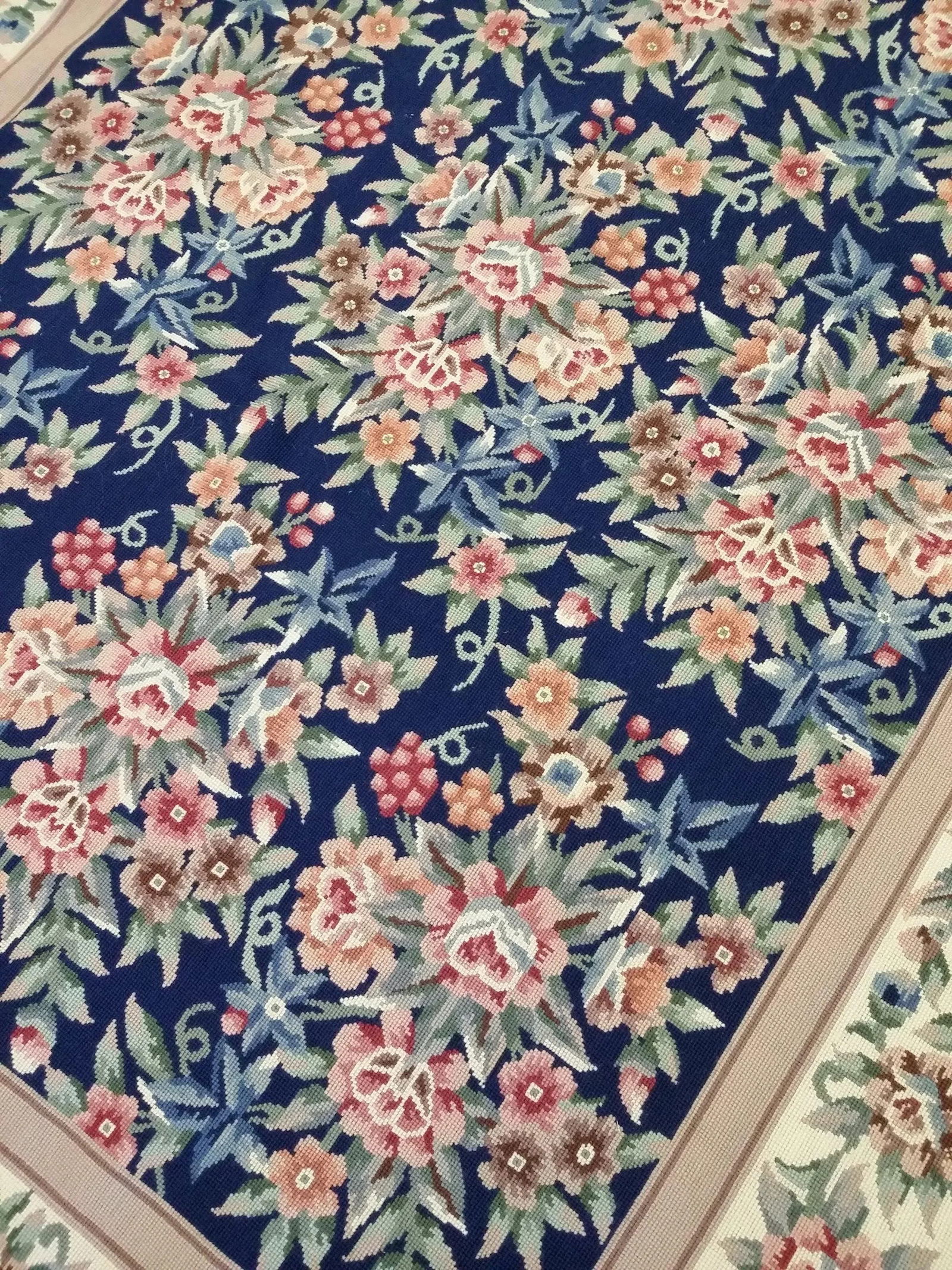 Handmade Floral Wool Needlepoint Area Rug - 4"²11"³ × 7"²11"³ - 8