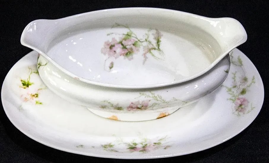 Charles Fields Haviland Limoges China Schleiger377 Pattern - Huge Set - 8