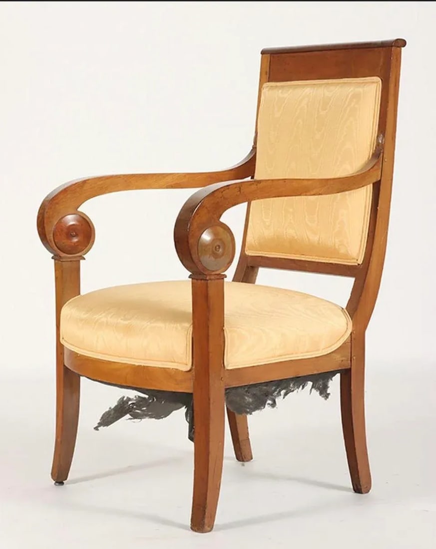 Early 19th Century French Empire or Biedermeier Mahogany Scrollwork Armchair - 2