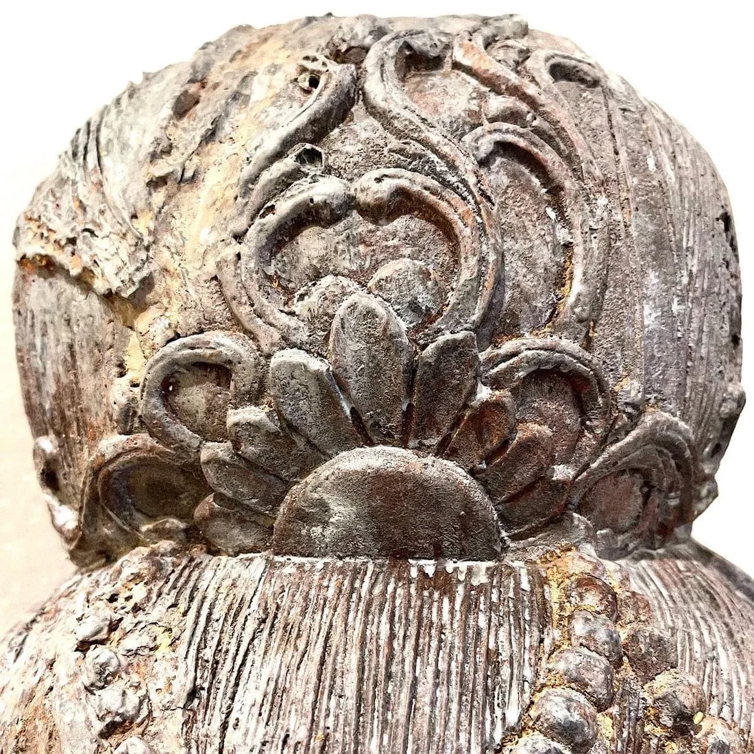 Antique Guan Yin Carved Buddha Bust - Monumental - 7