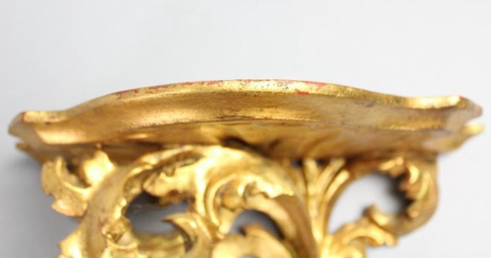 1950s Carved and Quilted Rococo Hollywood Regency Italian Wooden Wall Brackets- Set of 3 - 3