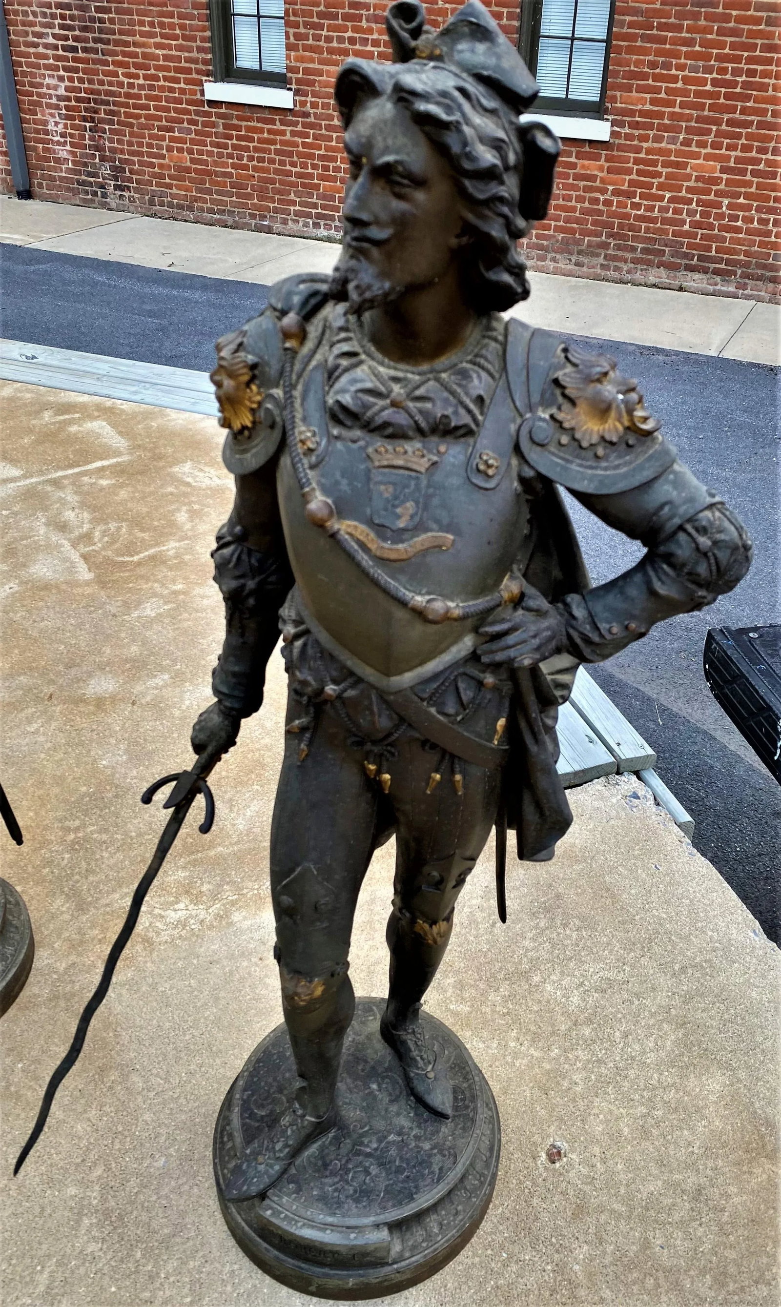 Pair of Late 19th Century Palatial Spelter Medieval Statues Roland & Robert I on Stands - 4