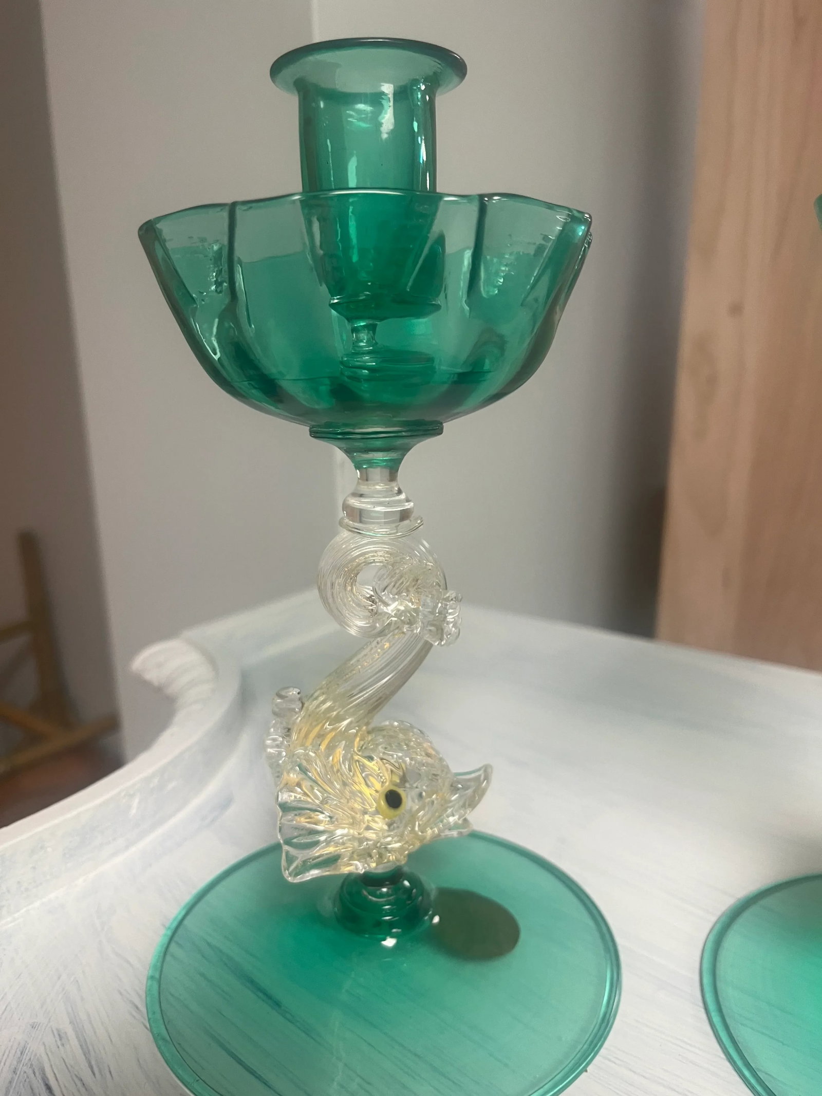 A Pair of Mid 20th Century Green and Gold Hand Blown Venetian Murano Glass Dolphin Candlesticks - 2