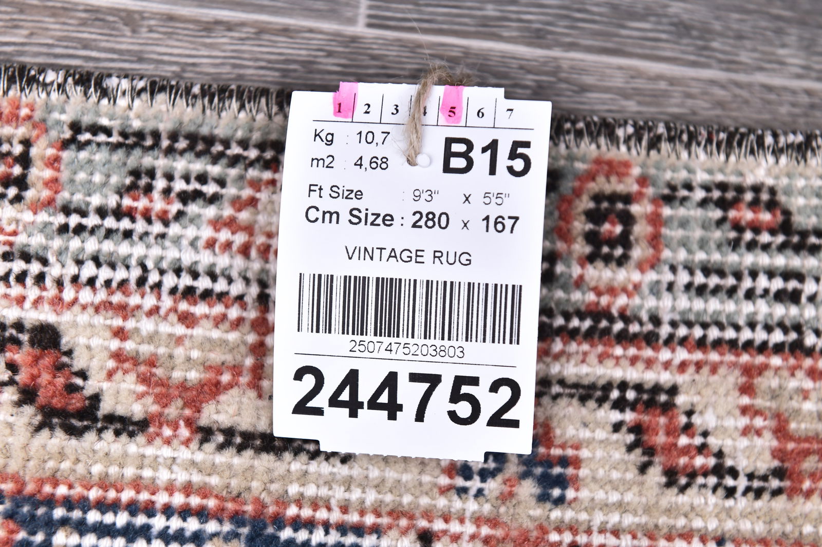 5'5'' x 9'2'' Handmade Vintage Wool Rug - 244752 - 14