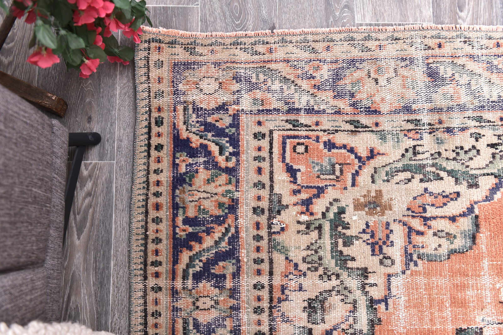 6'1'' x 8'11'' Handmade Vintage Wool Rug - 244750 - 11