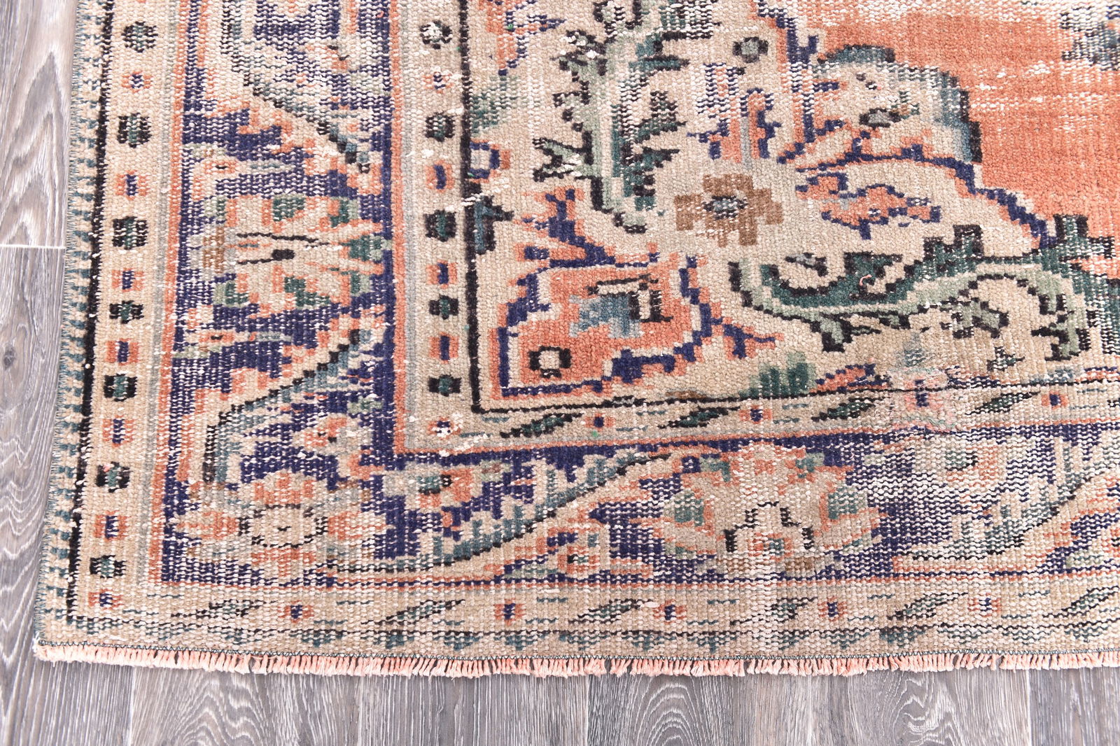 6'1'' x 8'11'' Handmade Vintage Wool Rug - 244750 - 7