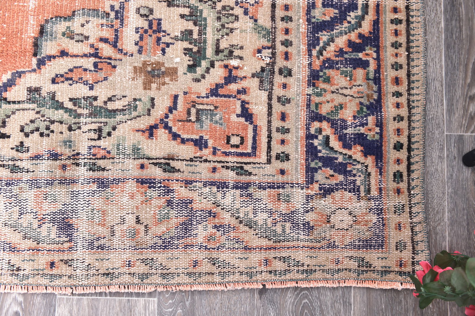6'1'' x 8'11'' Handmade Vintage Wool Rug - 244750 - 9