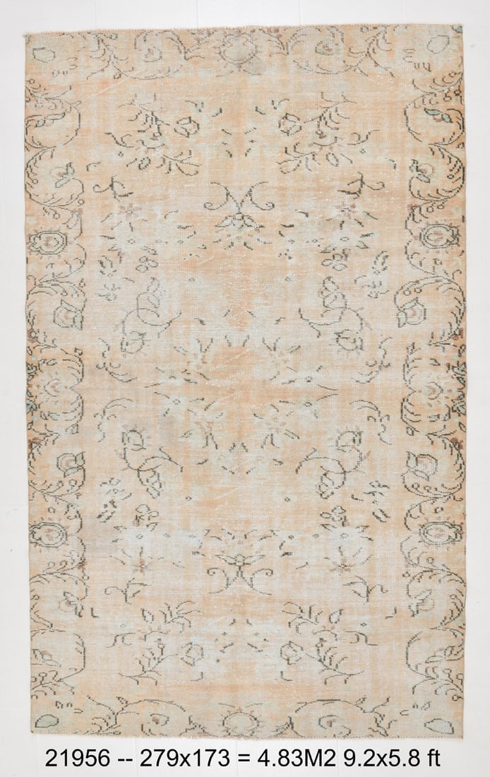 5'8'' x 9'1'' Unique Handmade Vintage Rug - 21956: Title: 5'8'' x 9'1'' Unique Handmade Vintage Rug - 21956Description:5'8'' x 9'1'' Unique Handmade Vintage Rug - 21956Origin:TurkiyeDate/Period:1960-90Materials:Wool,CottonDimension:5'8''x9'1'' ft,