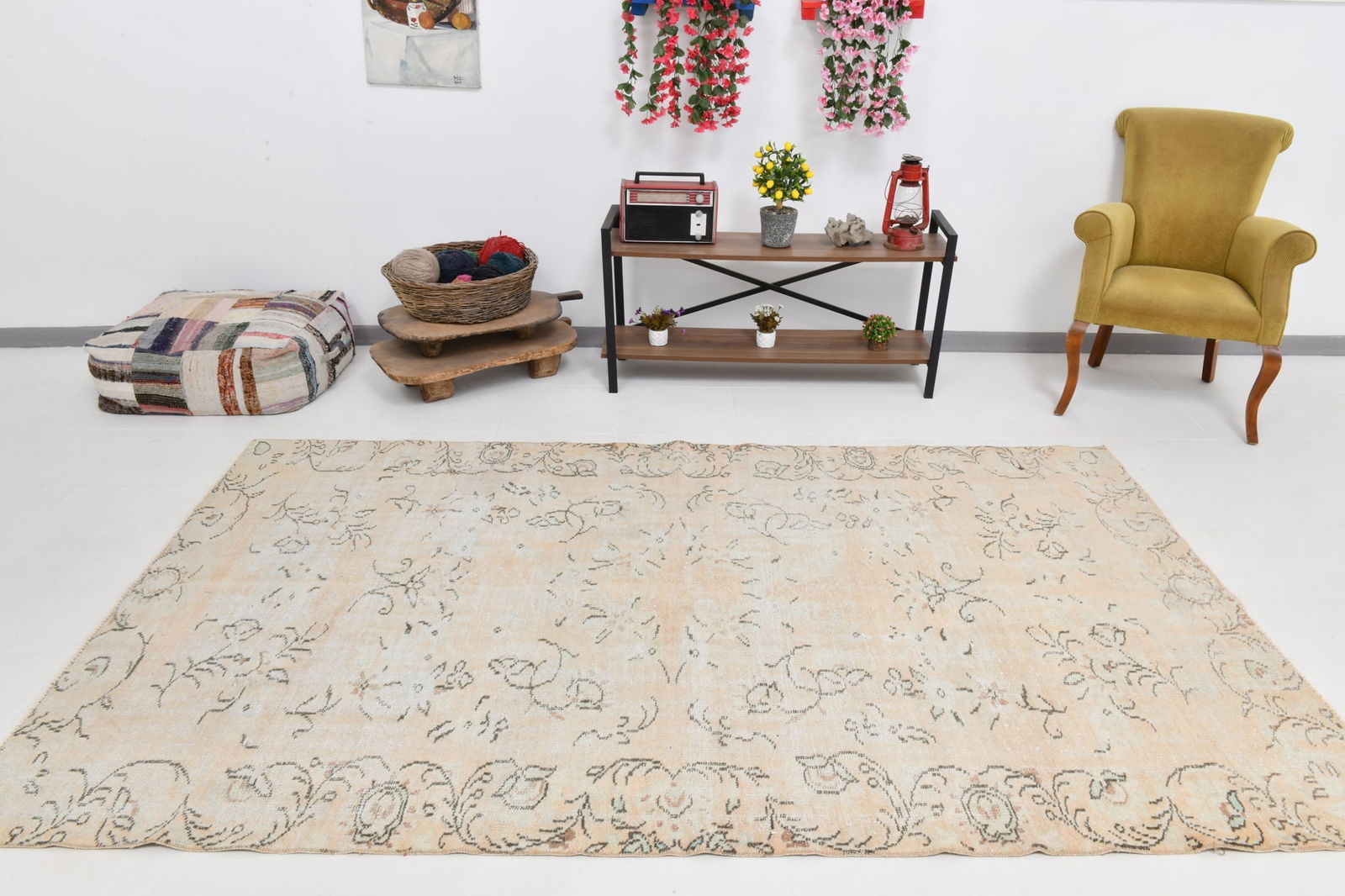 5'8'' x 9'1'' Unique Handmade Vintage Rug - 21956 - 3