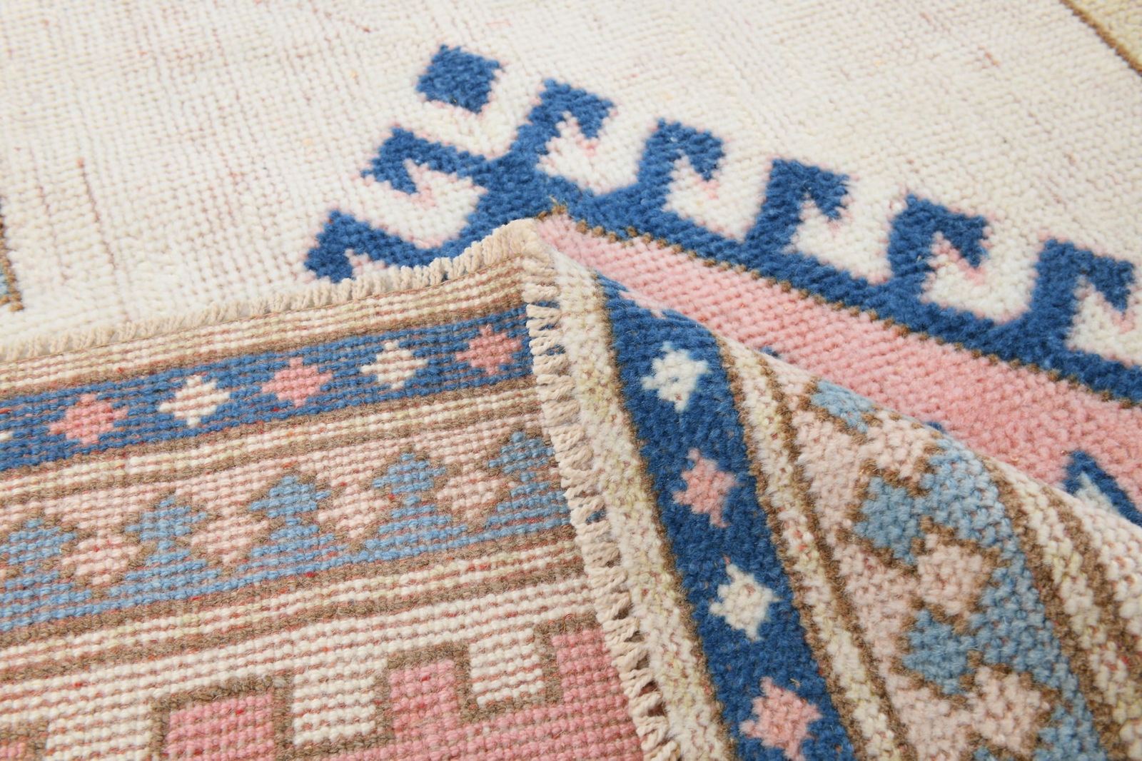 6'7'' x 10'10'' Unique Handmade Vintage Rug - 6708 - 13