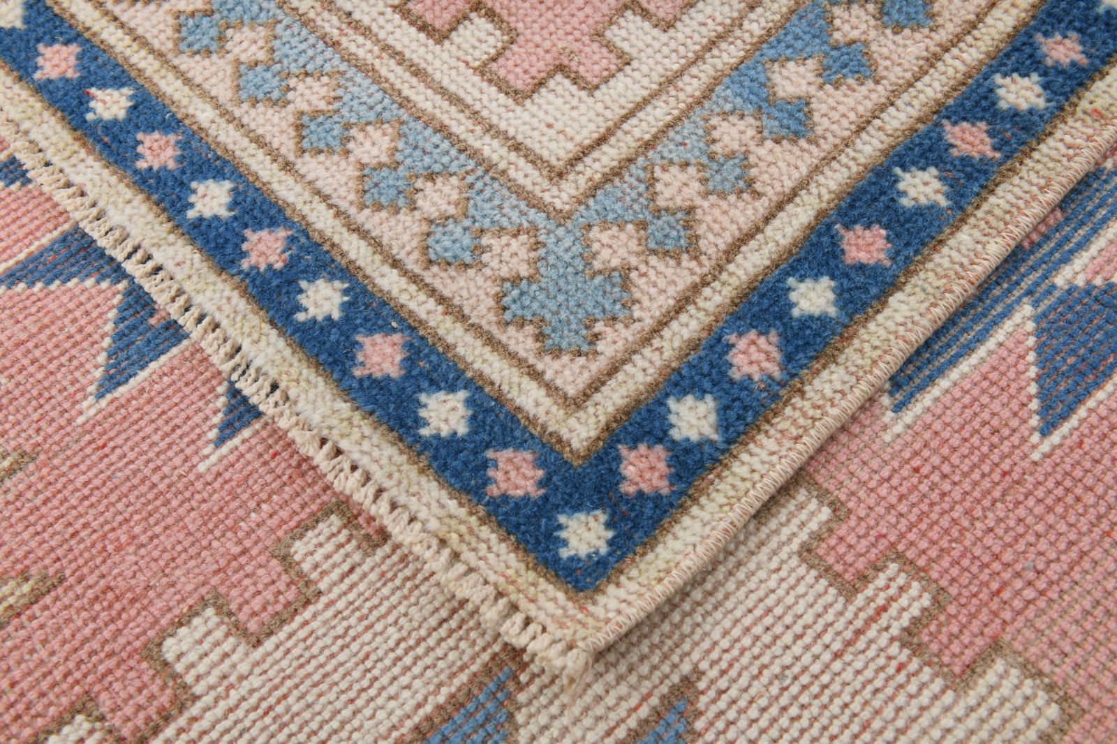 6'7'' x 10'10'' Unique Handmade Vintage Rug - 6708 - 14