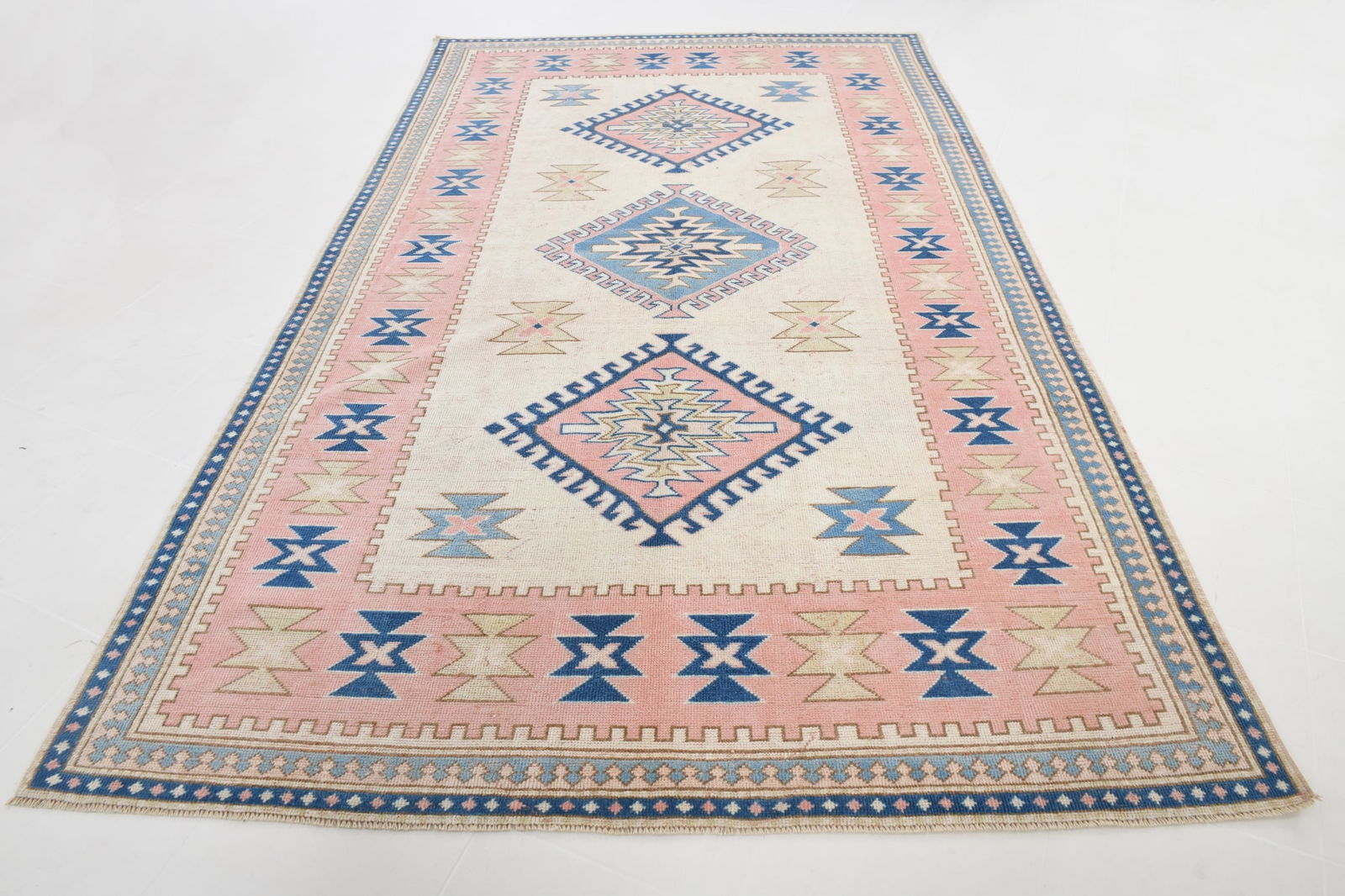 6'7'' x 10'10'' Unique Handmade Vintage Rug - 6708 - 15