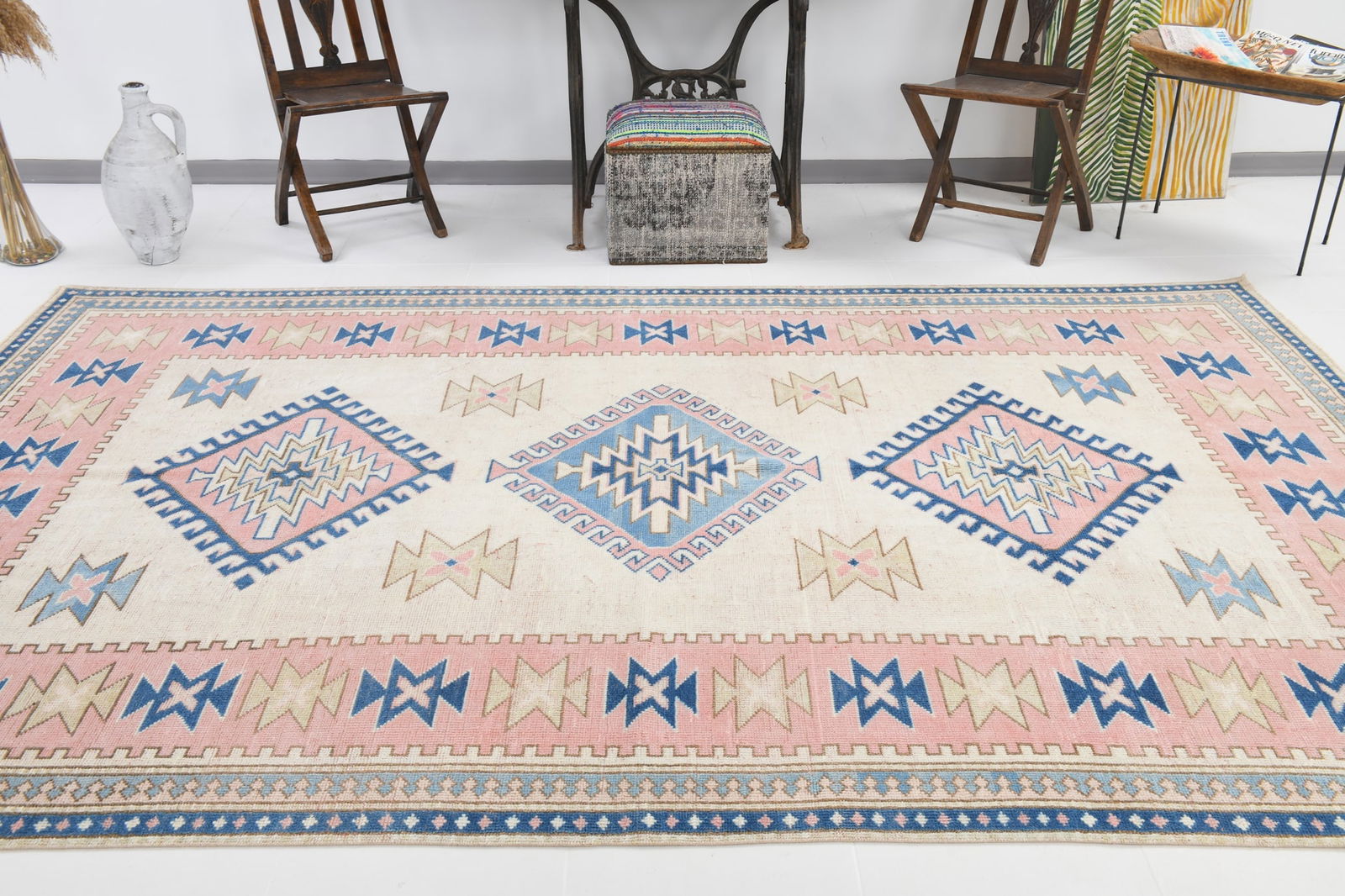 6'7'' x 10'10'' Unique Handmade Vintage Rug - 6708 - 3