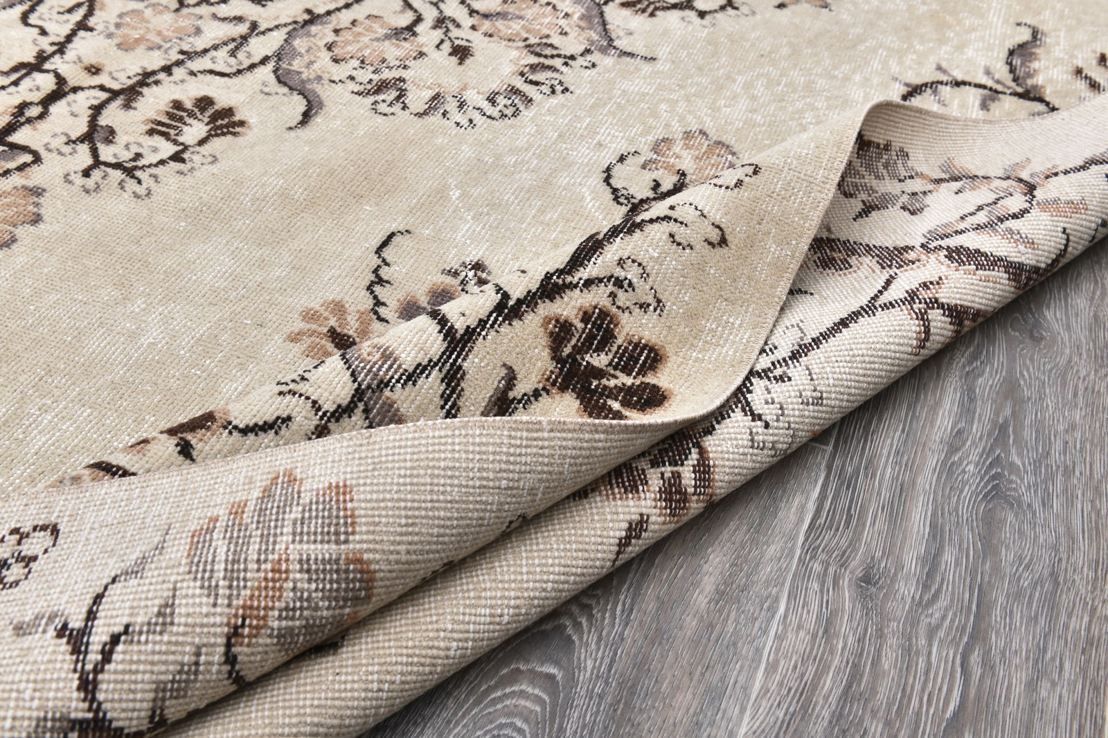 6'9'' x 10'1'' Handmade Vintage Wool Rug - 243977 - 13