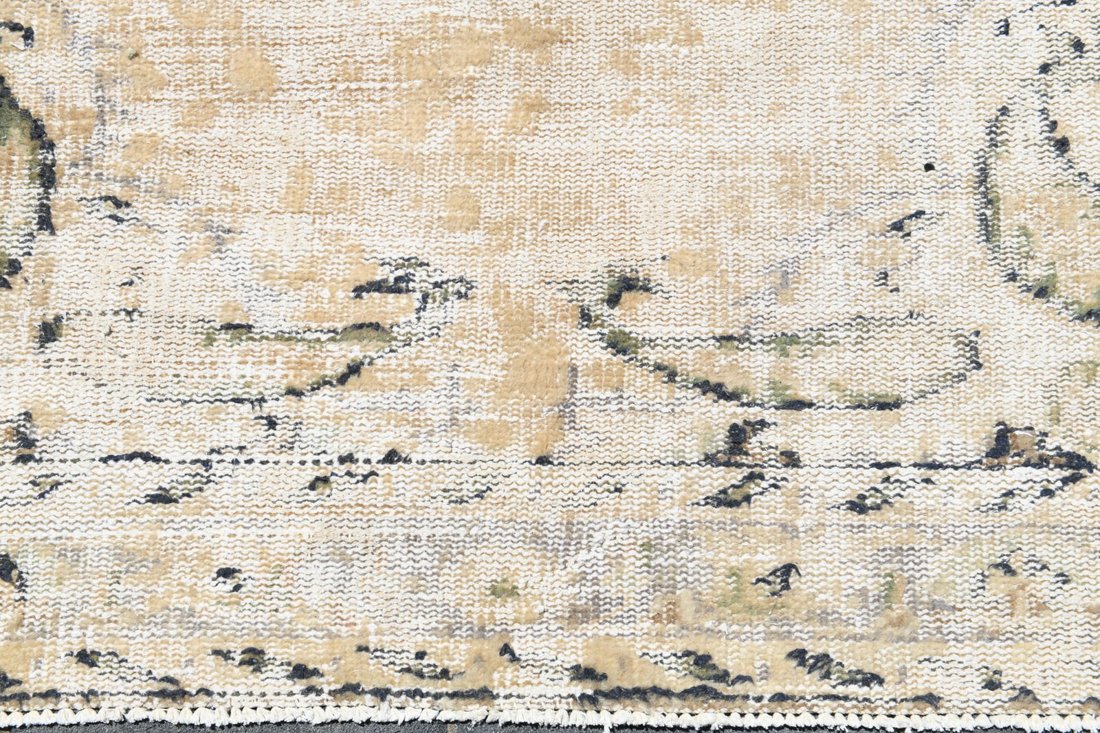 5'4'' x 8'4'' Handmade Vintage Wool Rug - 17645 - 12