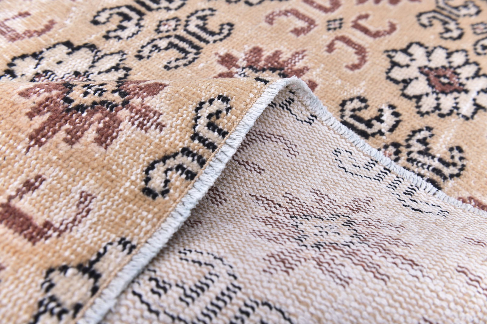 4'4'' x 7'3'' Turkish Vintage Runner Rug - 244743 - 13