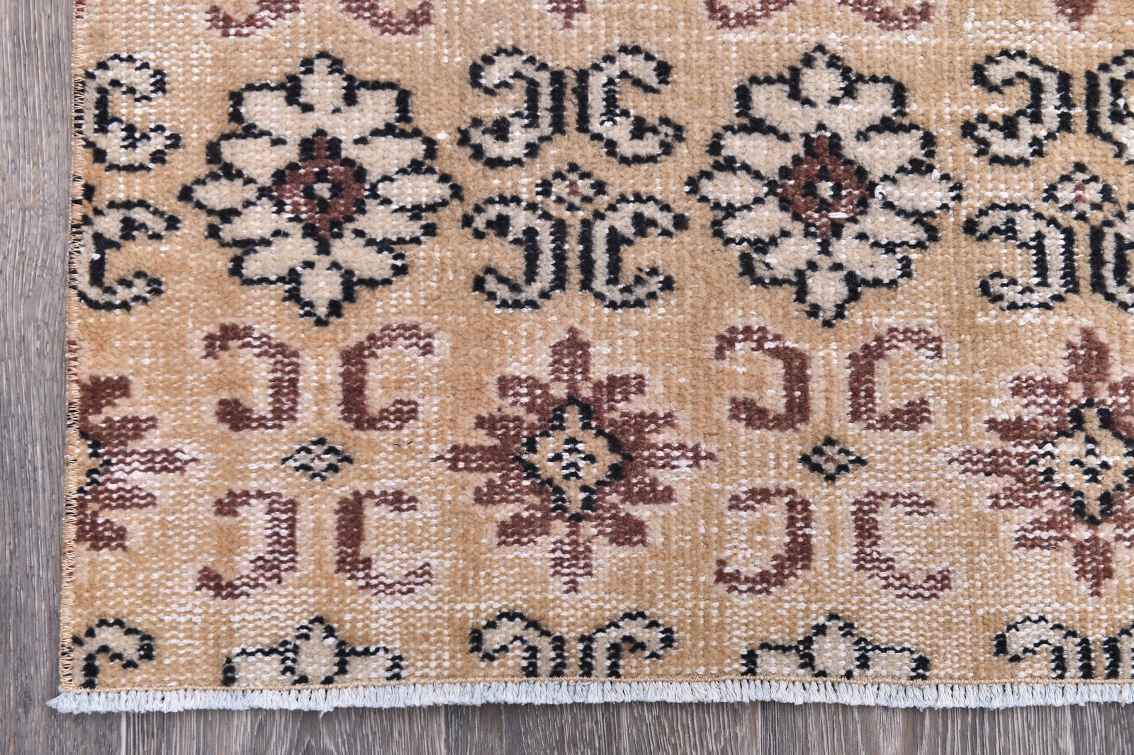 4'4'' x 7'3'' Turkish Vintage Runner Rug - 244743 - 7