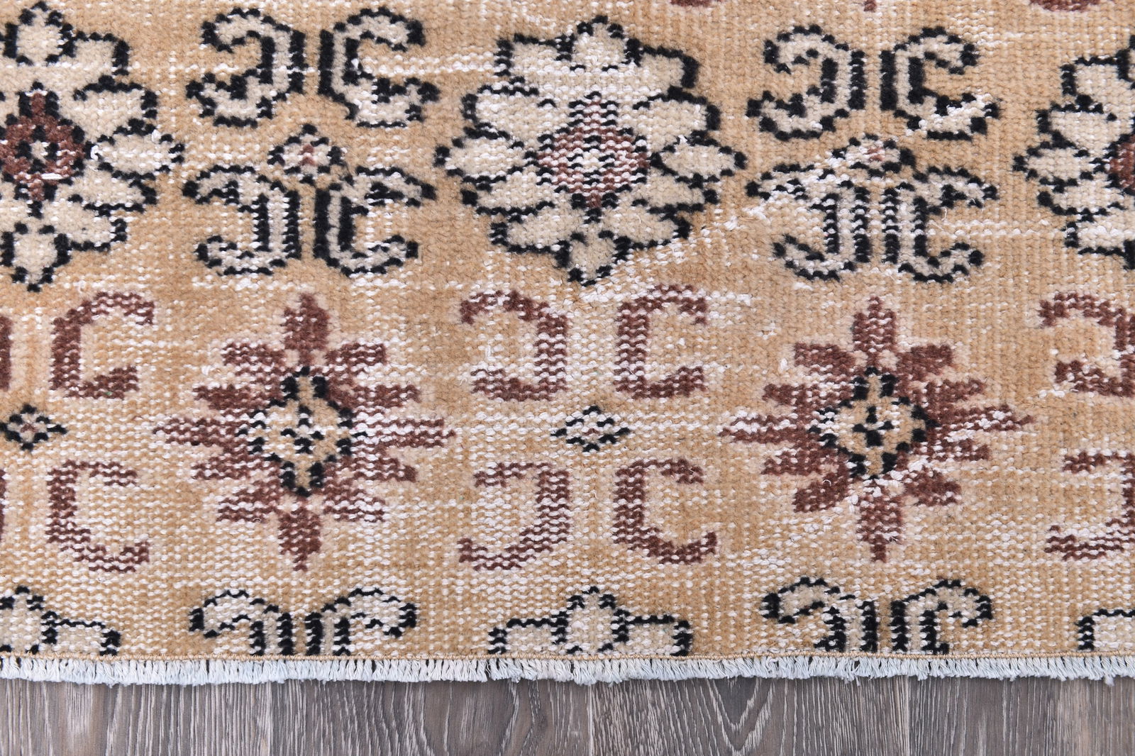 4'4'' x 7'3'' Turkish Vintage Runner Rug - 244743 - 8