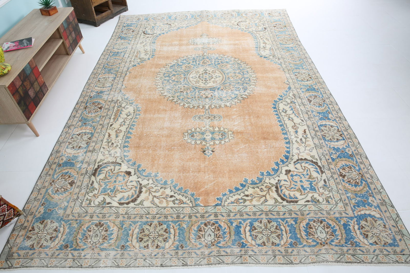 7'3'' x 11'3'' Unique Handmade Vintage Rug - 18692 - 5