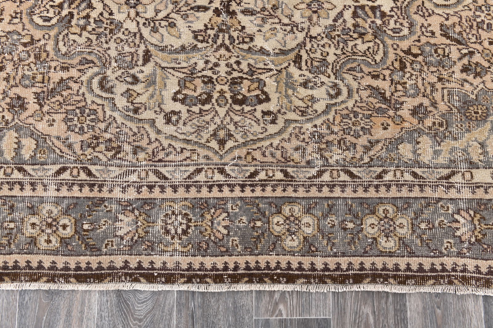 7'0'' x 9'10'' Handmade Vintage Wool Rug - 243990 - 9