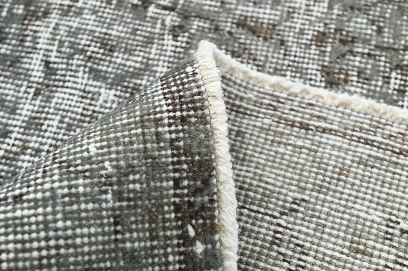 5'1'' x 8'1'' Handmade Vintage Wool Rug - 5047 - 14