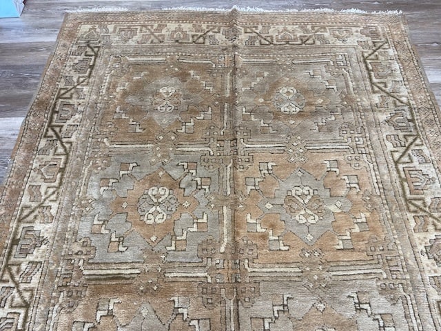 Antique Turkish Ushak rug-4394 - 9