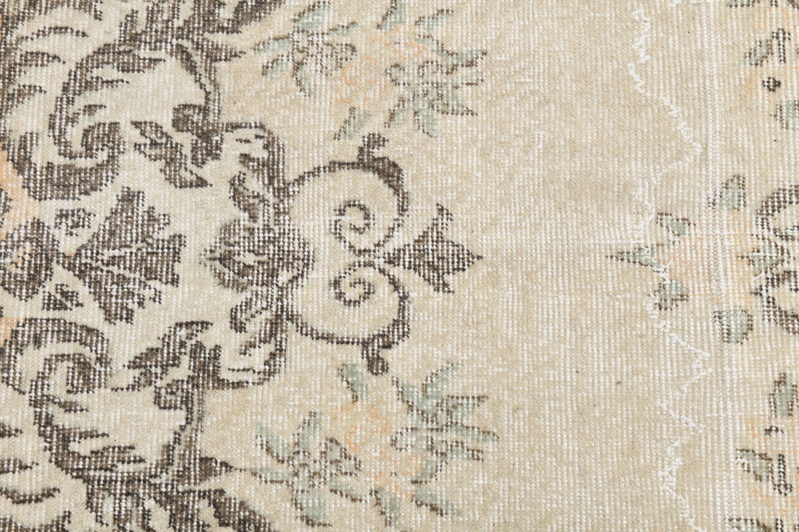 6'11'' x 10'3'' Handmade Vintage Wool Rug - 6874 - 9