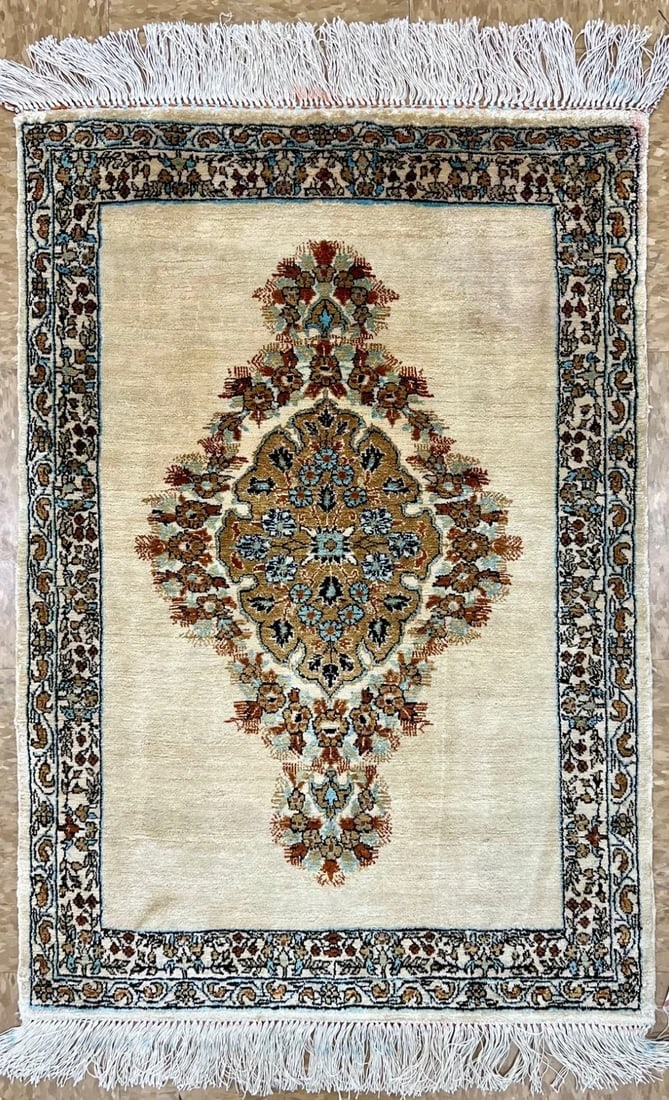 Hand-Knotted Persian Qum 100% Silk Ivory Fine Semi-Antique 1970s Oriental Rug 2'1" x 3': Title:Hand-Knotted Persian Qum 100% Silk Ivory Fine Semi-Antique 1970s Oriental Rug 2'1" x 3' Description:• Rug Number: 212 • Country of Origin: Iran • Style, Design: Persian, Qum, F