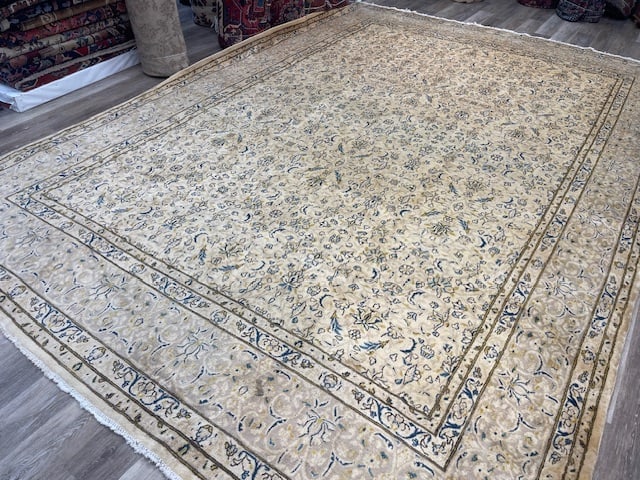 Vintage all over Persian Kerman Rug-L6762: Title:Vintage all over Persian Kerman Rug-L6762 Description:Soft color Vintage Persian Kerman rug with all over design on Begie Background , size 9 ft. 8 inches by 14 ft, circa 1950 in excellent condi